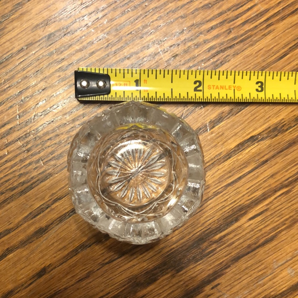 Crystal salt cellar or jewelry dish perfect cond - Picture 6 of 8